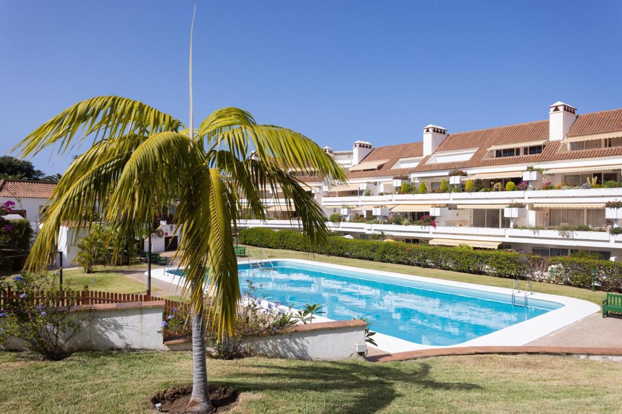 Apartment with private garden 1 Puerto de la Cruz  Buitenkant foto