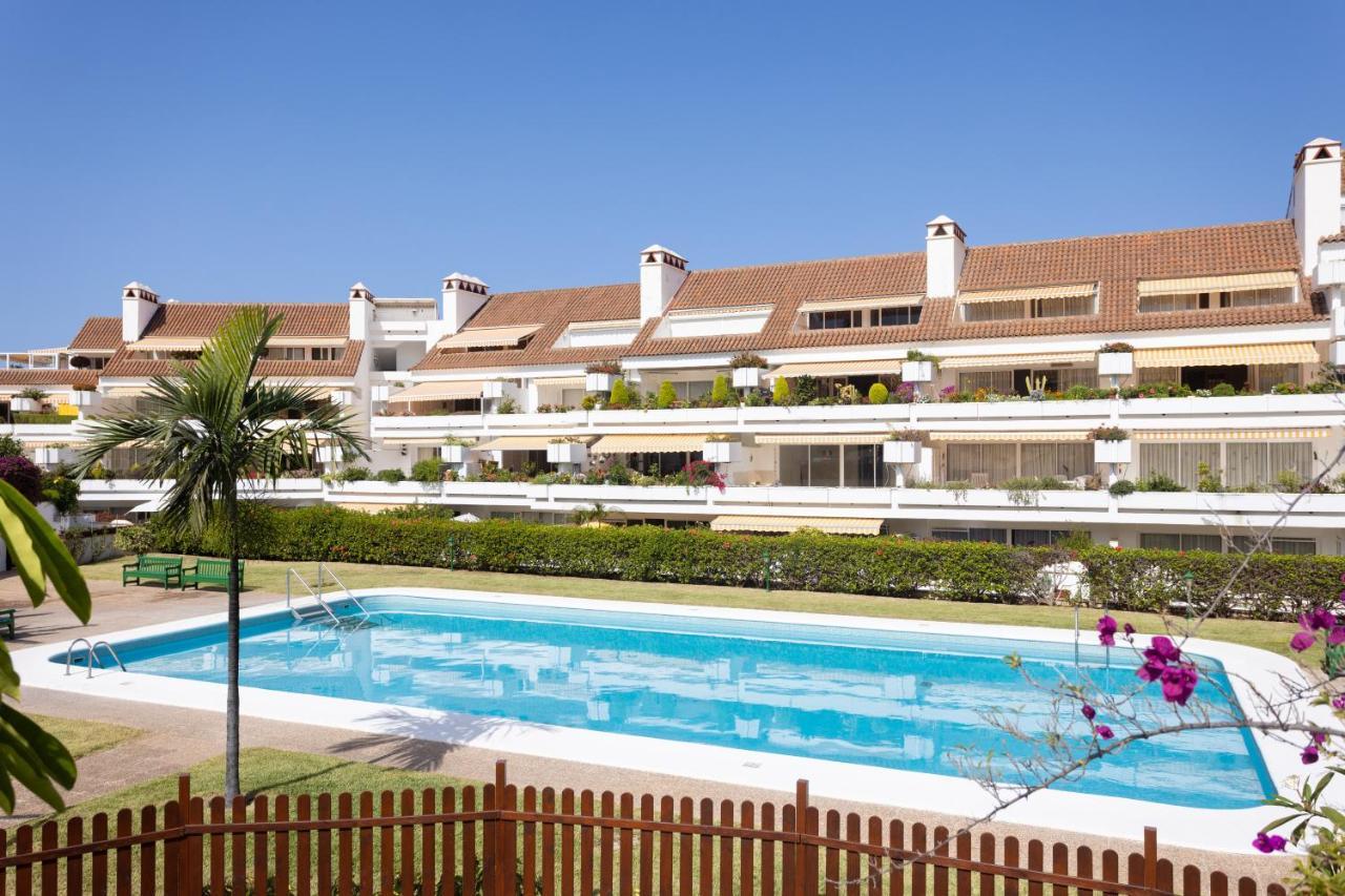 Apartment with private garden 1 Puerto de la Cruz  Buitenkant foto